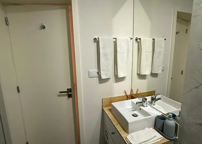 Ilhas Douro Fontainhas By Pa