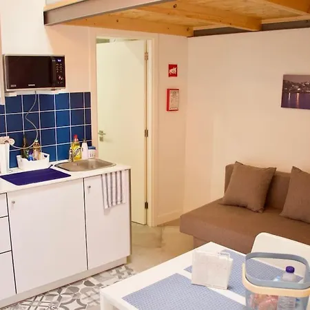 Ilhas Douro Fontainhas By Pa Porto